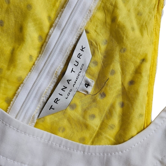 Y2k Vintage Preppy Trina Turk Yellow and White Eyelet Top Size 4 - Picture 2 of 5
